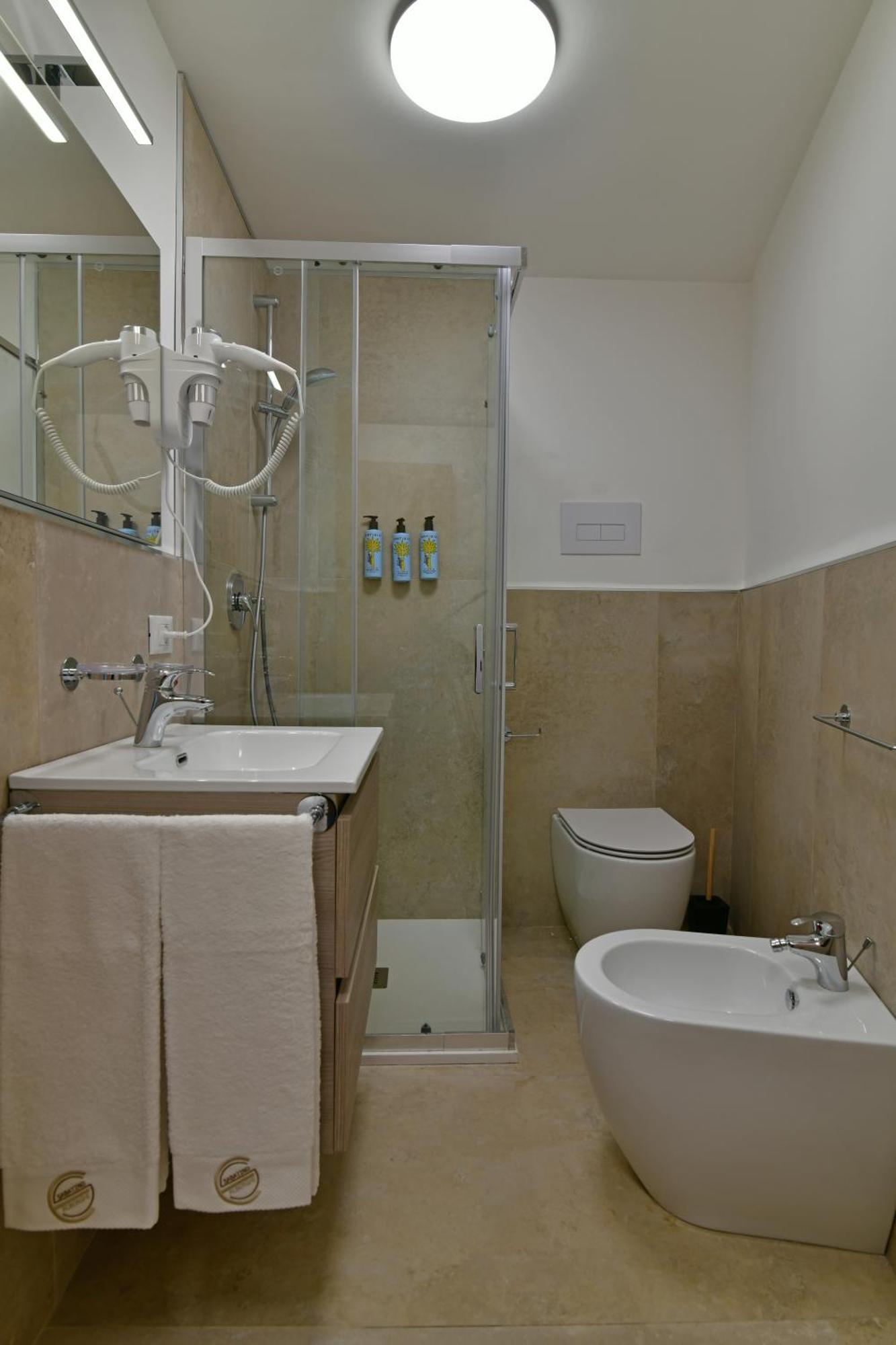 Apartamento Sabatino Piazza Castelnuovo - Politeama