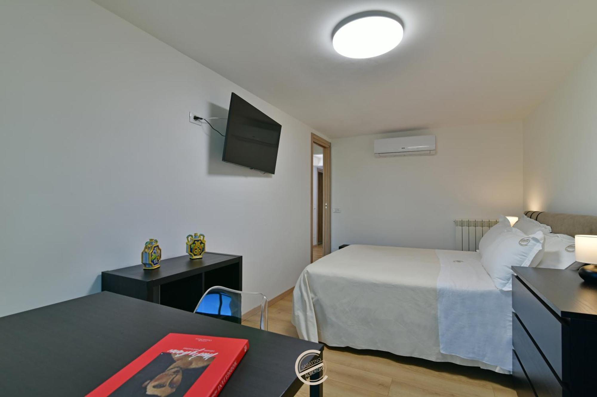 Sabatino Piazza Castelnuovo - Politeama Apartamento Palermo